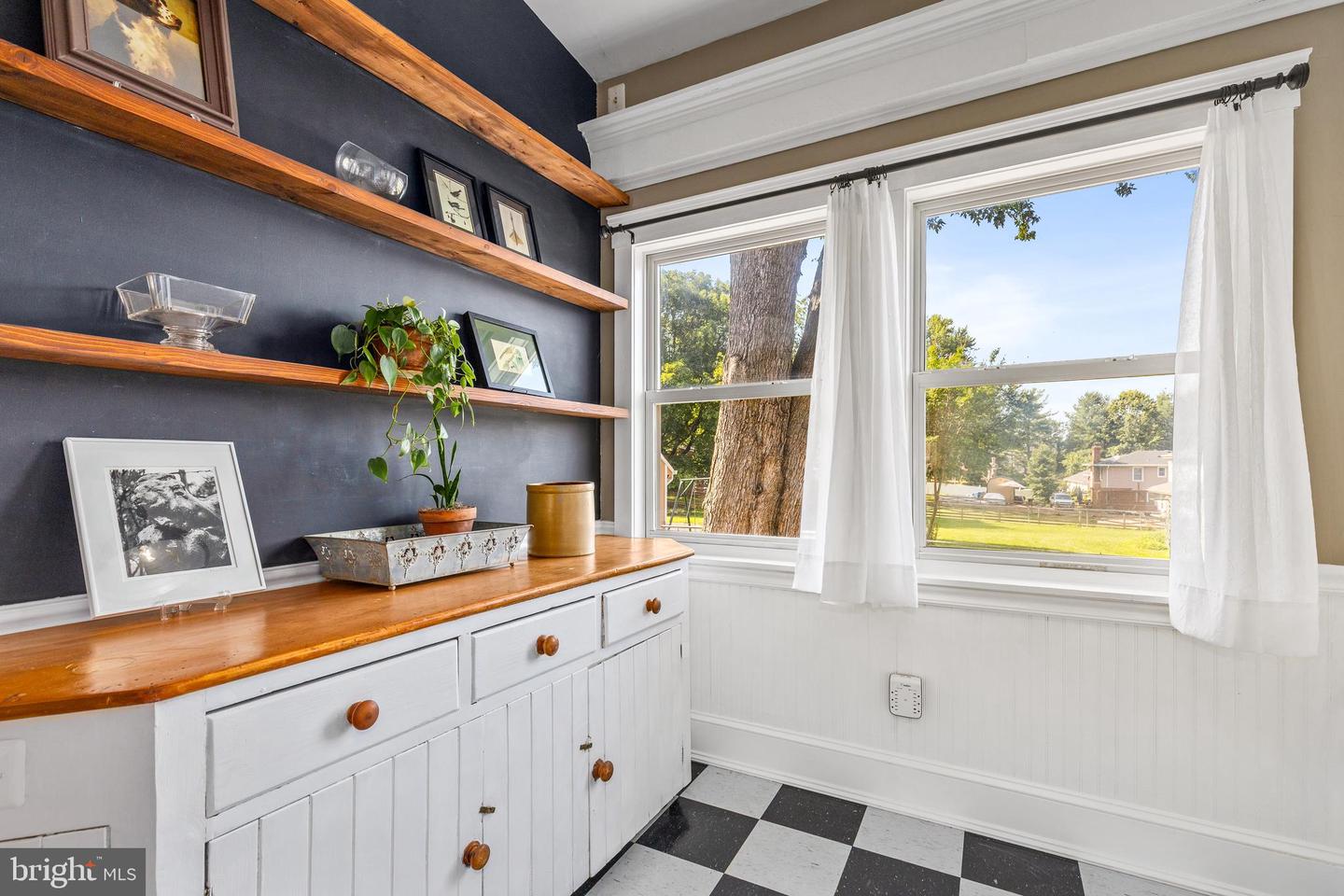 311 S MAPLE AVE, PURCELLVILLE, Virginia 20132, 4 Bedrooms Bedrooms, ,2 BathroomsBathrooms,Residential,For sale,311 S MAPLE AVE,VALO2100482 MLS # VALO2100482