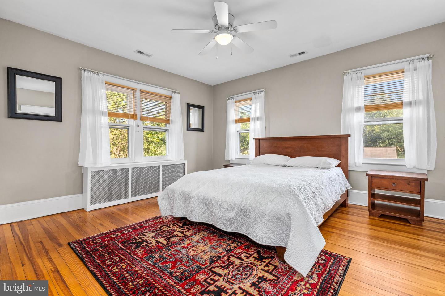 311 S MAPLE AVE, PURCELLVILLE, Virginia 20132, 4 Bedrooms Bedrooms, ,2 BathroomsBathrooms,Residential,For sale,311 S MAPLE AVE,VALO2100482 MLS # VALO2100482