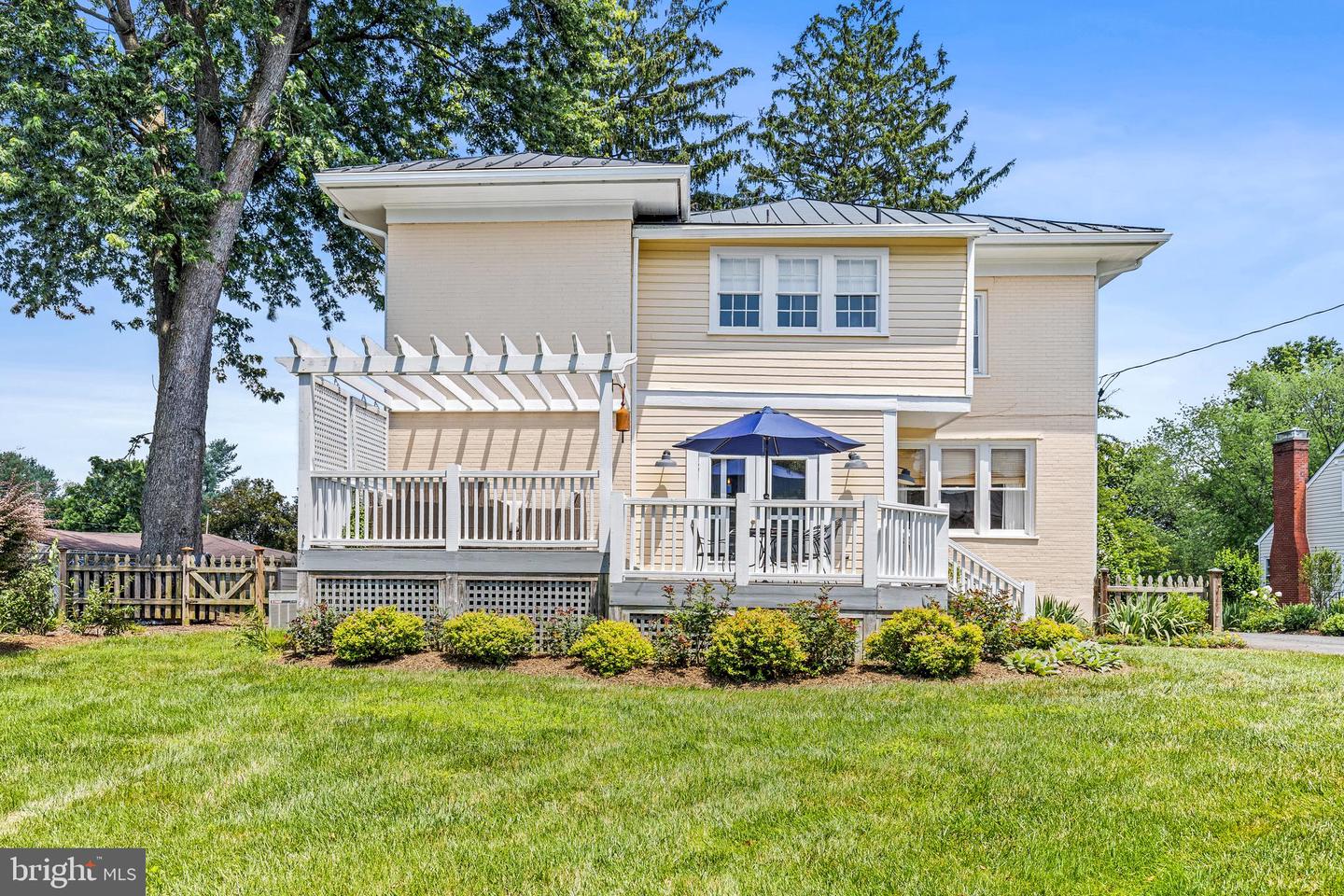 311 S MAPLE AVE, PURCELLVILLE, Virginia 20132, 4 Bedrooms Bedrooms, ,2 BathroomsBathrooms,Residential,For sale,311 S MAPLE AVE,VALO2100482 MLS # VALO2100482