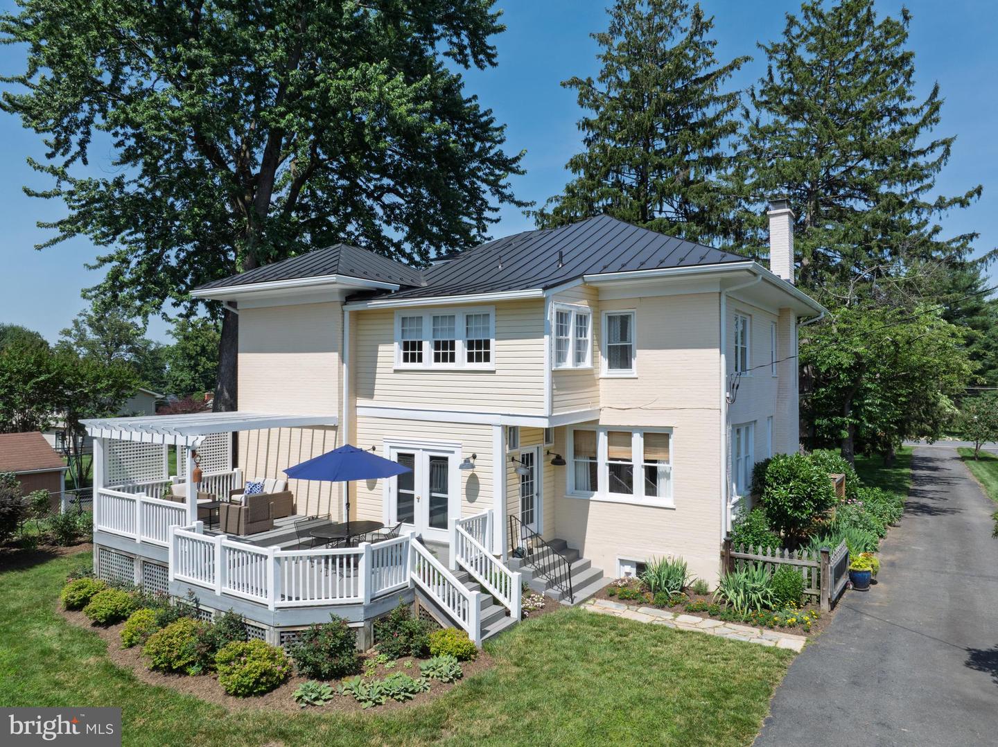 311 S MAPLE AVE, PURCELLVILLE, Virginia 20132, 4 Bedrooms Bedrooms, ,2 BathroomsBathrooms,Residential,For sale,311 S MAPLE AVE,VALO2100482 MLS # VALO2100482