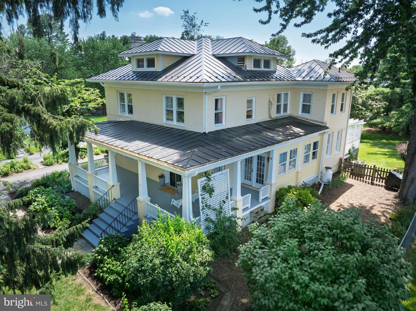 311 S MAPLE AVE, PURCELLVILLE, Virginia 20132, 4 Bedrooms Bedrooms, ,2 BathroomsBathrooms,Residential,For sale,311 S MAPLE AVE,VALO2100482 MLS # VALO2100482