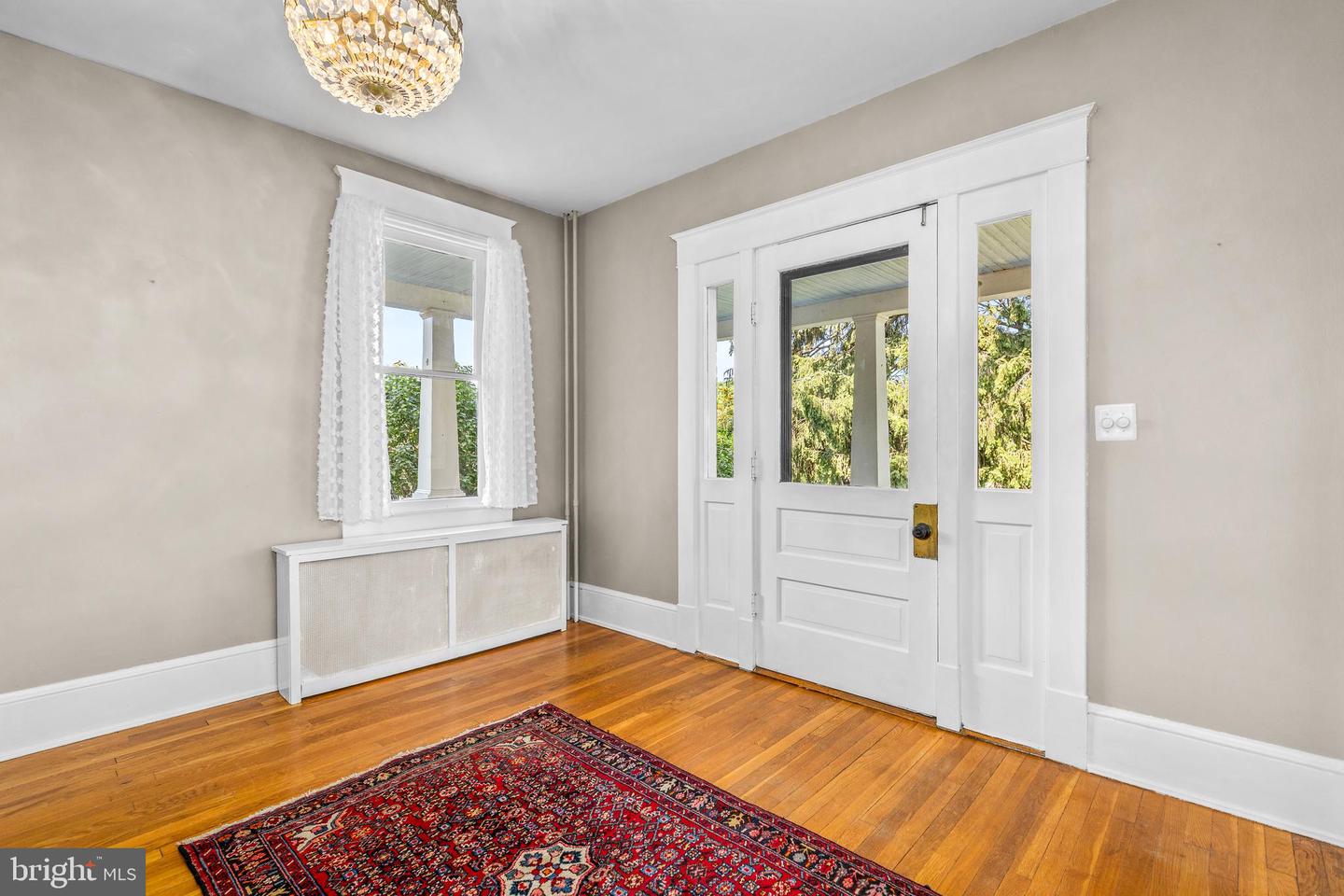 311 S MAPLE AVE, PURCELLVILLE, Virginia 20132, 4 Bedrooms Bedrooms, ,2 BathroomsBathrooms,Residential,For sale,311 S MAPLE AVE,VALO2100482 MLS # VALO2100482