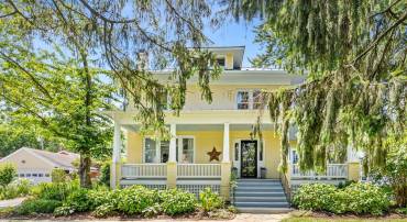 311 S MAPLE AVE, PURCELLVILLE, Virginia 20132, 4 Bedrooms Bedrooms, ,2 BathroomsBathrooms,Residential,For sale,311 S MAPLE AVE,VALO2100482 MLS # VALO2100482