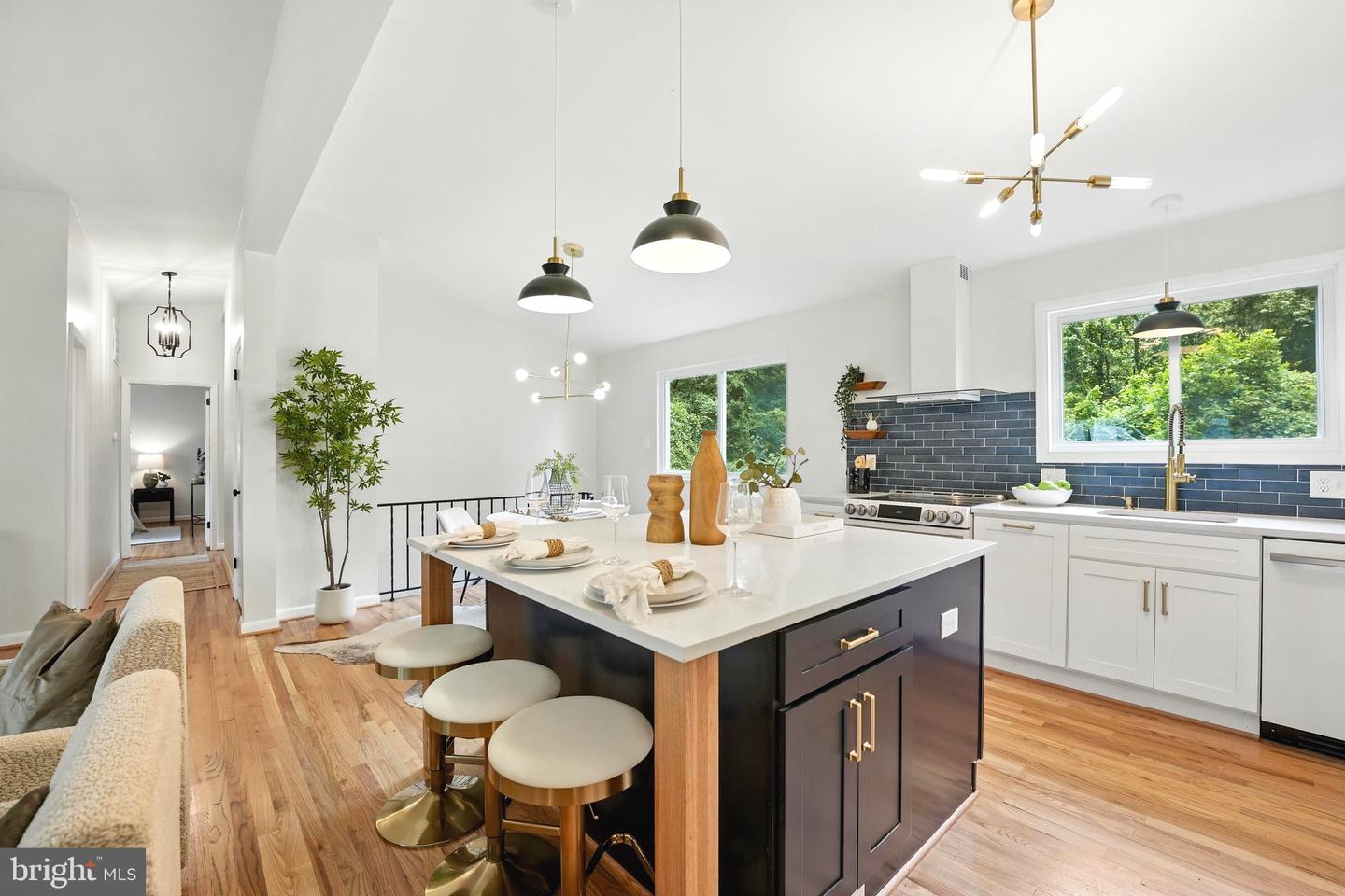 4501 TIPTON LN, ALEXANDRIA, Virginia 22310, 4 Bedrooms Bedrooms, ,3 BathroomsBathrooms,Residential,For sale,4501 TIPTON LN,VAFX2252540 MLS # VAFX2252540
