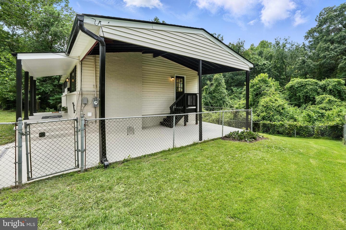 4501 TIPTON LN, ALEXANDRIA, Virginia 22310, 4 Bedrooms Bedrooms, ,3 BathroomsBathrooms,Residential,For sale,4501 TIPTON LN,VAFX2252540 MLS # VAFX2252540