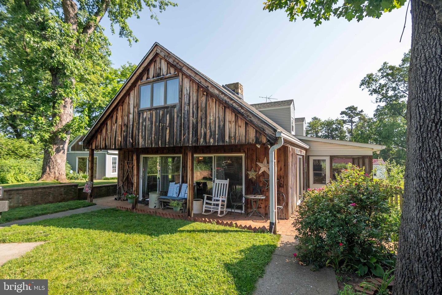 1119 SUMMIT AVE, FRONT ROYAL, Virginia 22630, 3 Bedrooms Bedrooms, ,1 BathroomBathrooms,Residential,For sale,1119 SUMMIT AVE,VAWR2011592 MLS # VAWR2011592