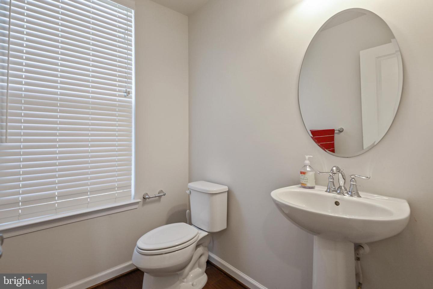 22362 LUCAS TER, ASHBURN, Virginia 20148, 4 Bedrooms Bedrooms, ,3 BathroomsBathrooms,Residential,For sale,22362 LUCAS TER,VALO2100594 MLS # VALO2100594