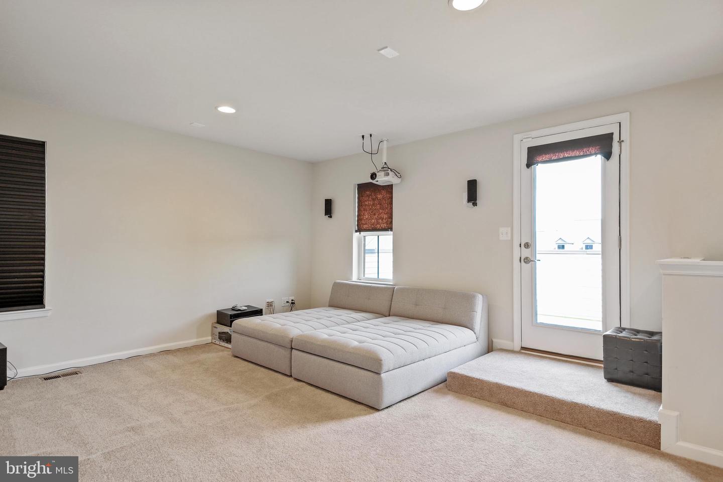 22362 LUCAS TER, ASHBURN, Virginia 20148, 4 Bedrooms Bedrooms, ,3 BathroomsBathrooms,Residential,For sale,22362 LUCAS TER,VALO2100594 MLS # VALO2100594