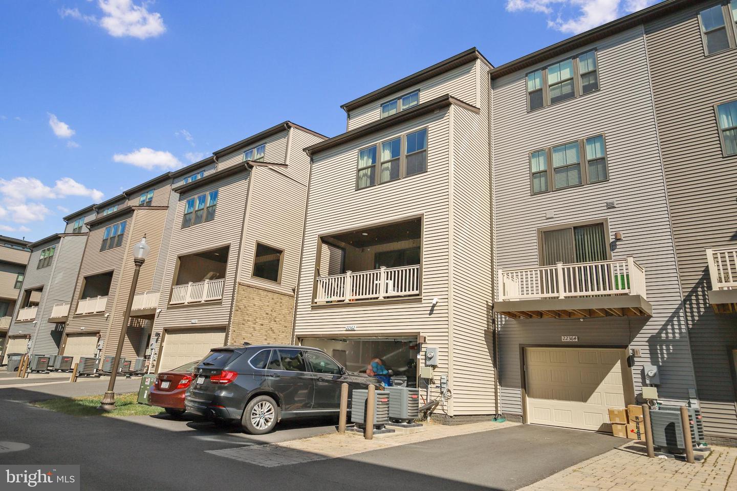 22362 LUCAS TER, ASHBURN, Virginia 20148, 4 Bedrooms Bedrooms, ,3 BathroomsBathrooms,Residential,For sale,22362 LUCAS TER,VALO2100594 MLS # VALO2100594