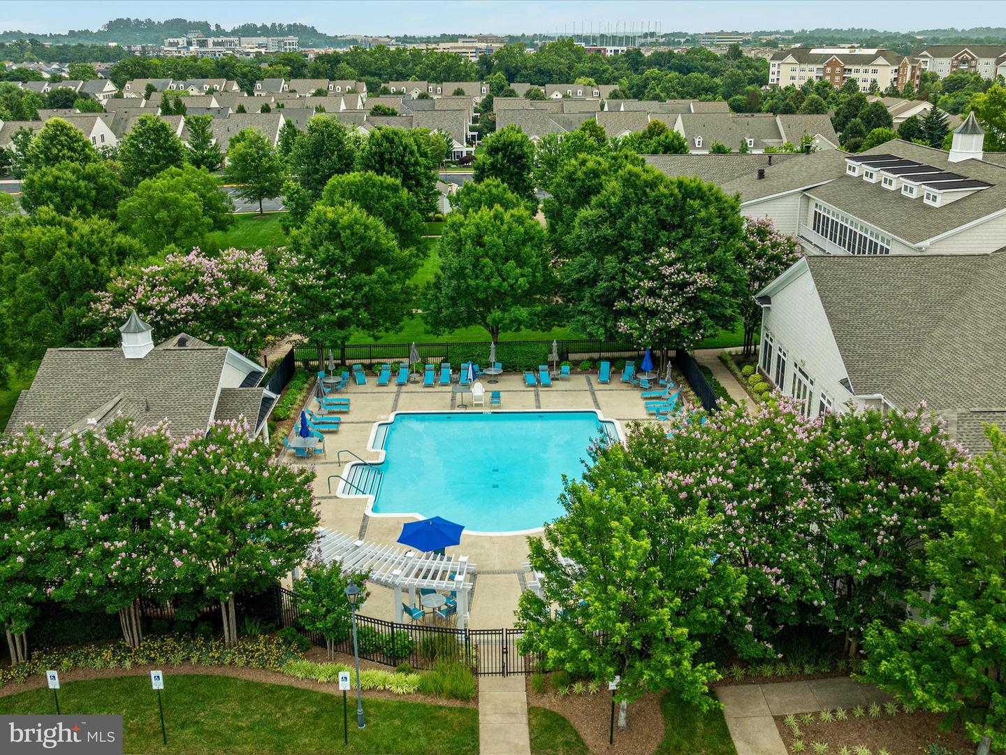 20610 HOPE SPRING TER #205, ASHBURN, Virginia 20147, 2 Bedrooms Bedrooms, ,2 BathroomsBathrooms,Residential,For sale,20610 HOPE SPRING TER #205,VALO2100624 MLS # VALO2100624