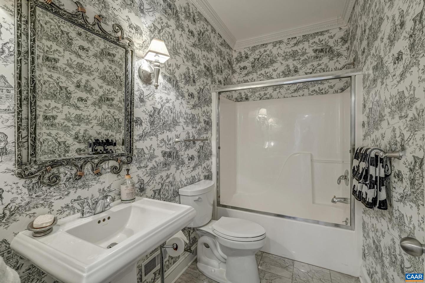 3240 DARBY RD, KESWICK, Virginia 22947, 5 Bedrooms Bedrooms, ,5 BathroomsBathrooms,Residential,For sale,3240 DARBY RD,666224 MLS # 666224