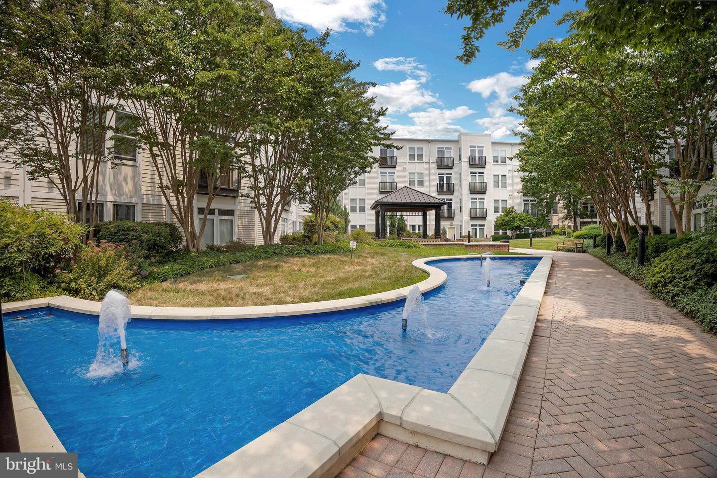 1391 PENNSYLVANIA AVE SE #408, WASHINGTON, District Of Columbia 20003, 2 Bedrooms Bedrooms, ,2 BathroomsBathrooms,Residential,For sale,1391 PENNSYLVANIA AVE SE #408,DCDC2207996 MLS # DCDC2207996