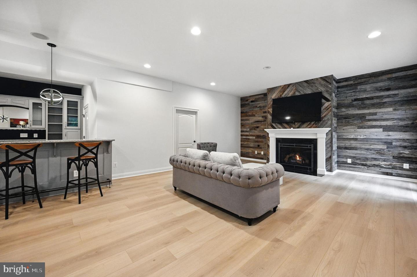 23055 WELBOURNE WALK CT, ASHBURN, Virginia 20148, 5 Bedrooms Bedrooms, ,4 BathroomsBathrooms,Residential,For sale,23055 WELBOURNE WALK CT,VALO2100746 MLS # VALO2100746