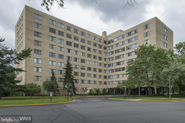 6621 WAKEFIELD DR #720, ALEXANDRIA, Virginia 22307, 1 Bedroom Bedrooms, ,1 BathroomBathrooms,Residential,For sale,6621 WAKEFIELD DR #720,VAFX2252486 MLS # VAFX2252486