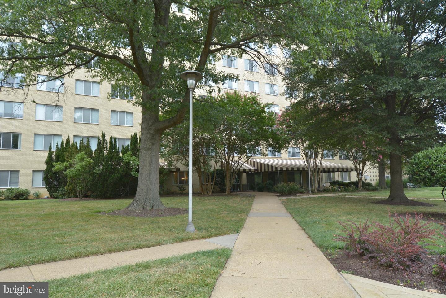 6621 WAKEFIELD DR #720, ALEXANDRIA, Virginia 22307, 1 Bedroom Bedrooms, ,1 BathroomBathrooms,Residential,For sale,6621 WAKEFIELD DR #720,VAFX2252486 MLS # VAFX2252486