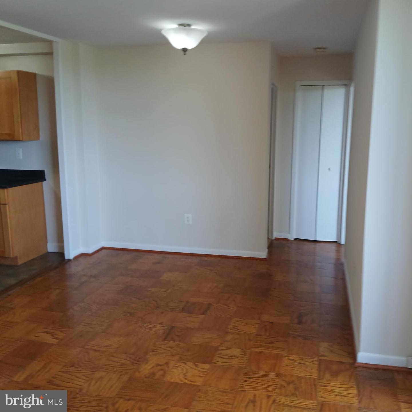 6621 WAKEFIELD DR #720, ALEXANDRIA, Virginia 22307, 1 Bedroom Bedrooms, ,1 BathroomBathrooms,Residential,For sale,6621 WAKEFIELD DR #720,VAFX2252486 MLS # VAFX2252486