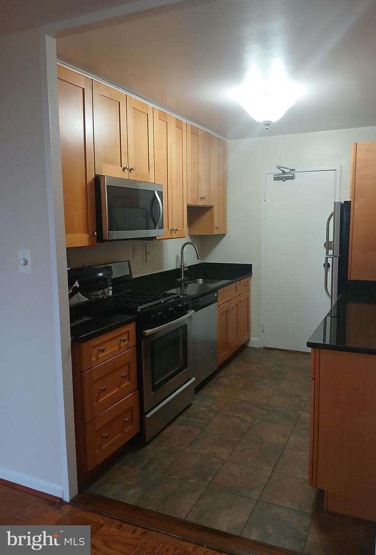 6621 WAKEFIELD DR #720, ALEXANDRIA, Virginia 22307, 1 Bedroom Bedrooms, ,1 BathroomBathrooms,Residential,For sale,6621 WAKEFIELD DR #720,VAFX2252486 MLS # VAFX2252486