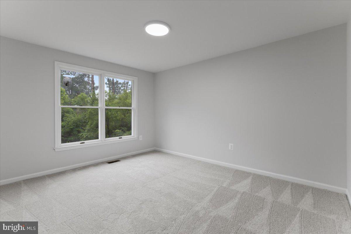 15466 THOROUGHFARE RD, GAINESVILLE, Virginia 20155, 4 Bedrooms Bedrooms, ,2 BathroomsBathrooms,Residential,For sale,15466 THOROUGHFARE RD,VAPW2098194 MLS # VAPW2098194