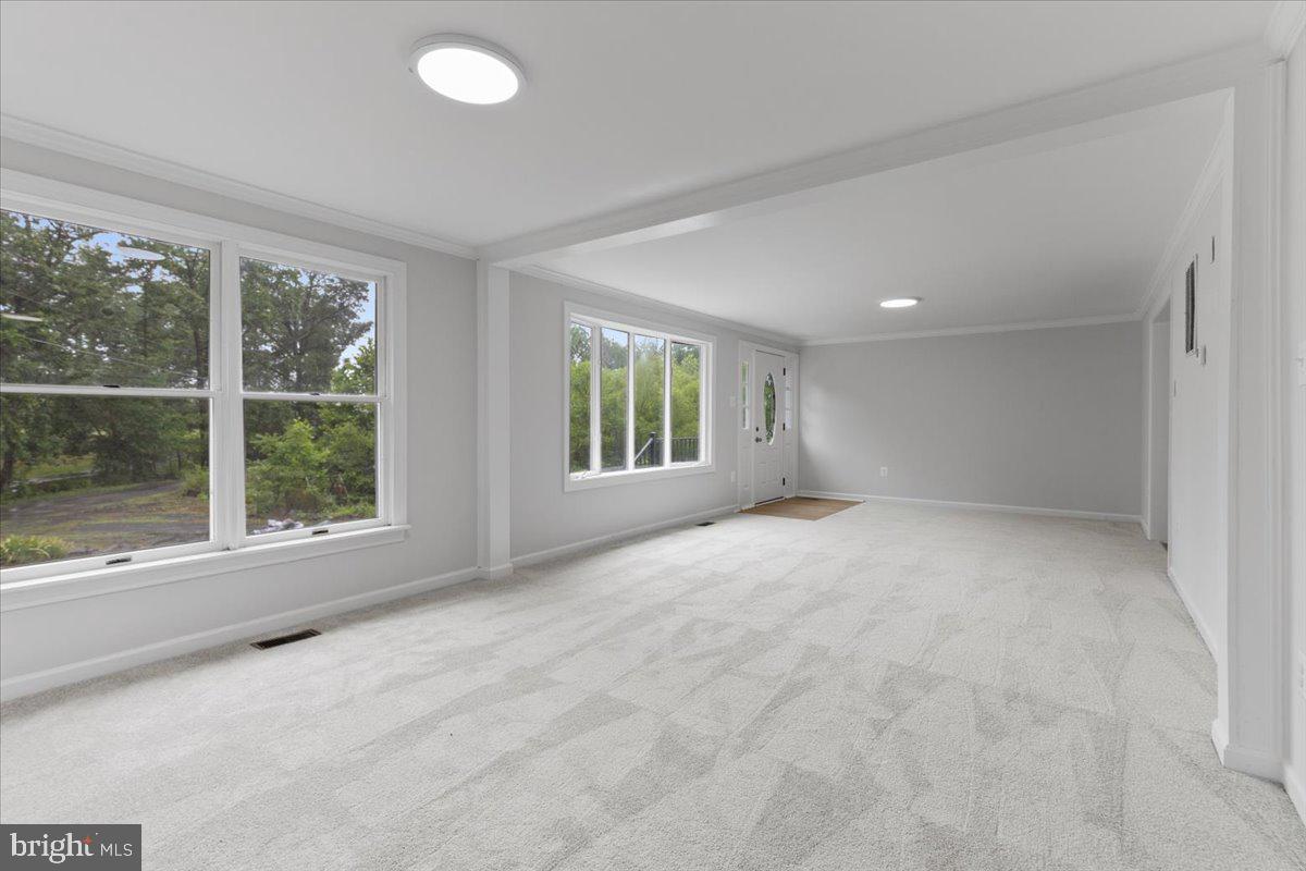 15466 THOROUGHFARE RD, GAINESVILLE, Virginia 20155, 4 Bedrooms Bedrooms, ,2 BathroomsBathrooms,Residential,For sale,15466 THOROUGHFARE RD,VAPW2098194 MLS # VAPW2098194