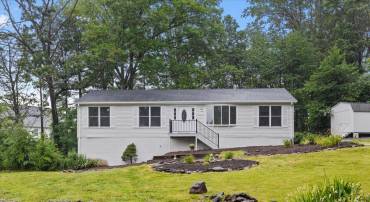 15466 THOROUGHFARE RD, GAINESVILLE, Virginia 20155, 4 Bedrooms Bedrooms, ,2 BathroomsBathrooms,Residential,For sale,15466 THOROUGHFARE RD,VAPW2098194 MLS # VAPW2098194