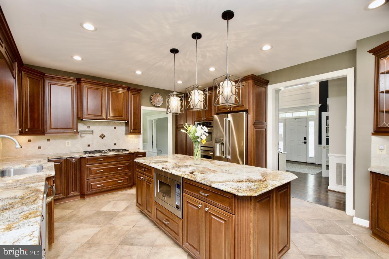 5495 ASHLEIGH RD, FAIRFAX, Virginia 22030, 4 Bedrooms Bedrooms, ,4 BathroomsBathrooms,Residential,For sale,5495 ASHLEIGH RD,VAFX2252598 MLS # VAFX2252598