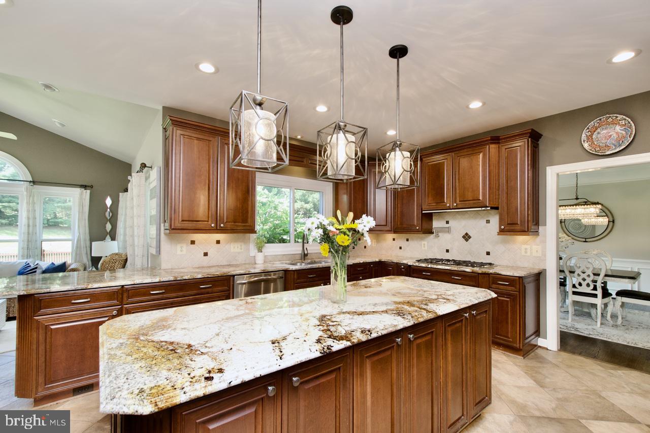 5495 ASHLEIGH RD, FAIRFAX, Virginia 22030, 4 Bedrooms Bedrooms, ,4 BathroomsBathrooms,Residential,For sale,5495 ASHLEIGH RD,VAFX2252598 MLS # VAFX2252598