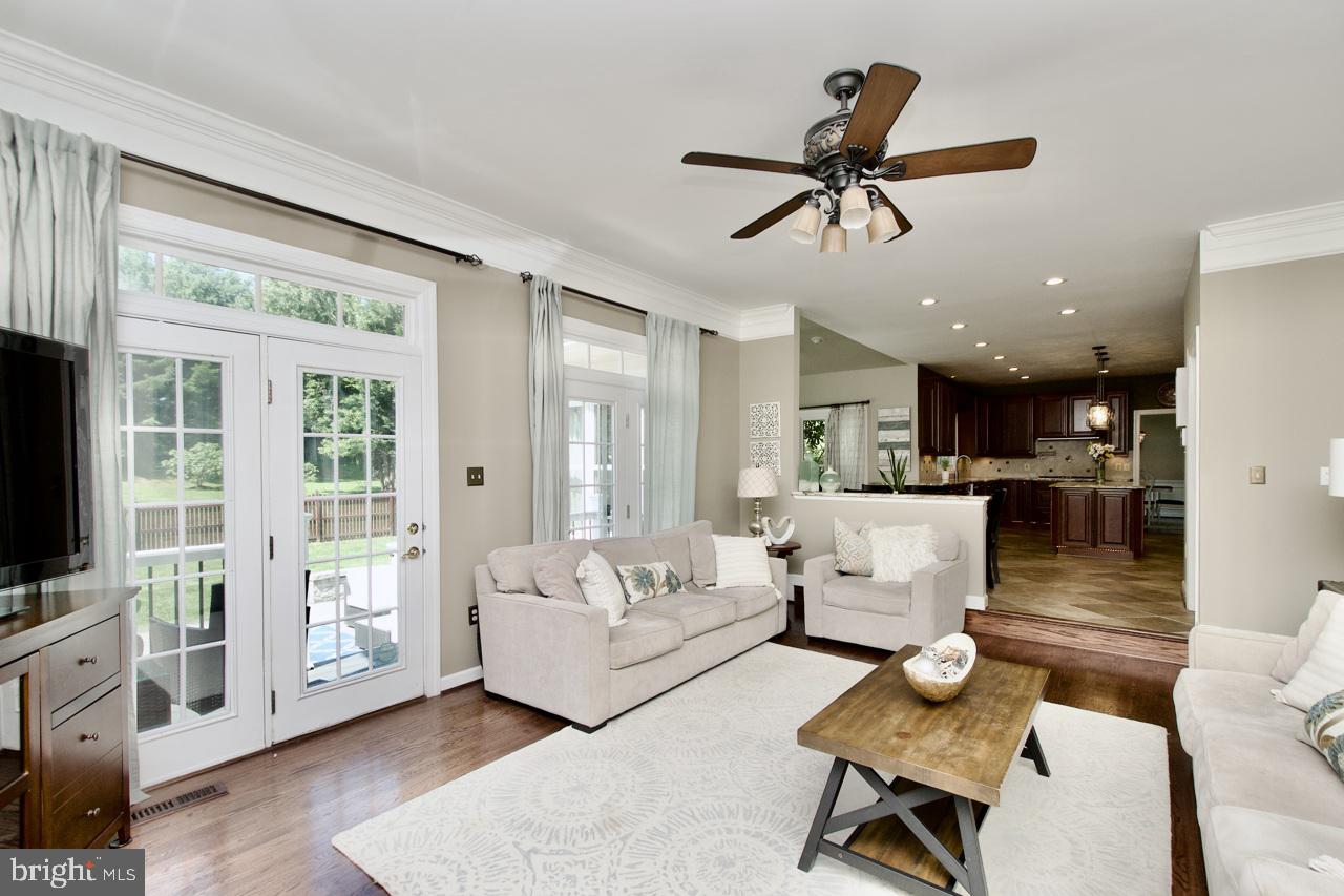 5495 ASHLEIGH RD, FAIRFAX, Virginia 22030, 4 Bedrooms Bedrooms, ,4 BathroomsBathrooms,Residential,For sale,5495 ASHLEIGH RD,VAFX2252598 MLS # VAFX2252598