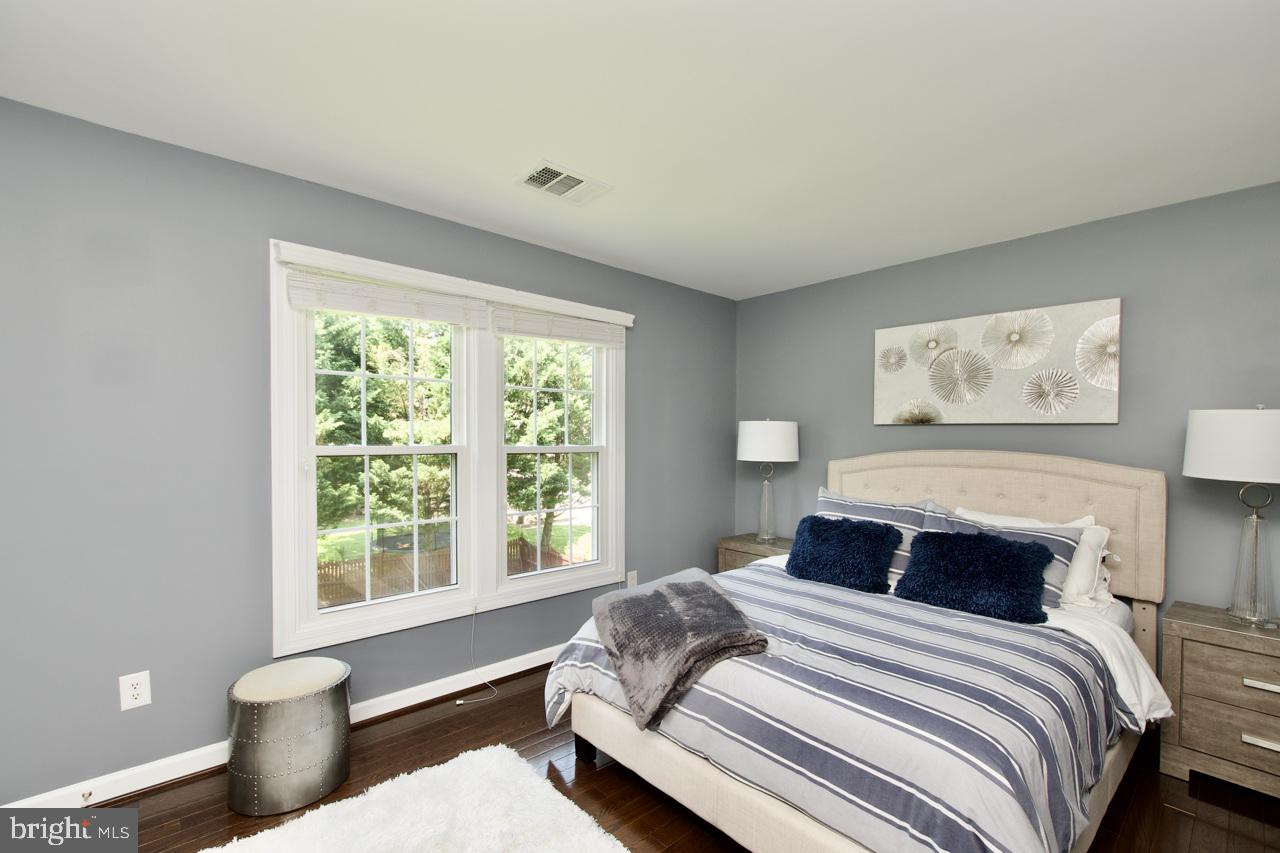 5495 ASHLEIGH RD, FAIRFAX, Virginia 22030, 4 Bedrooms Bedrooms, ,4 BathroomsBathrooms,Residential,For sale,5495 ASHLEIGH RD,VAFX2252598 MLS # VAFX2252598