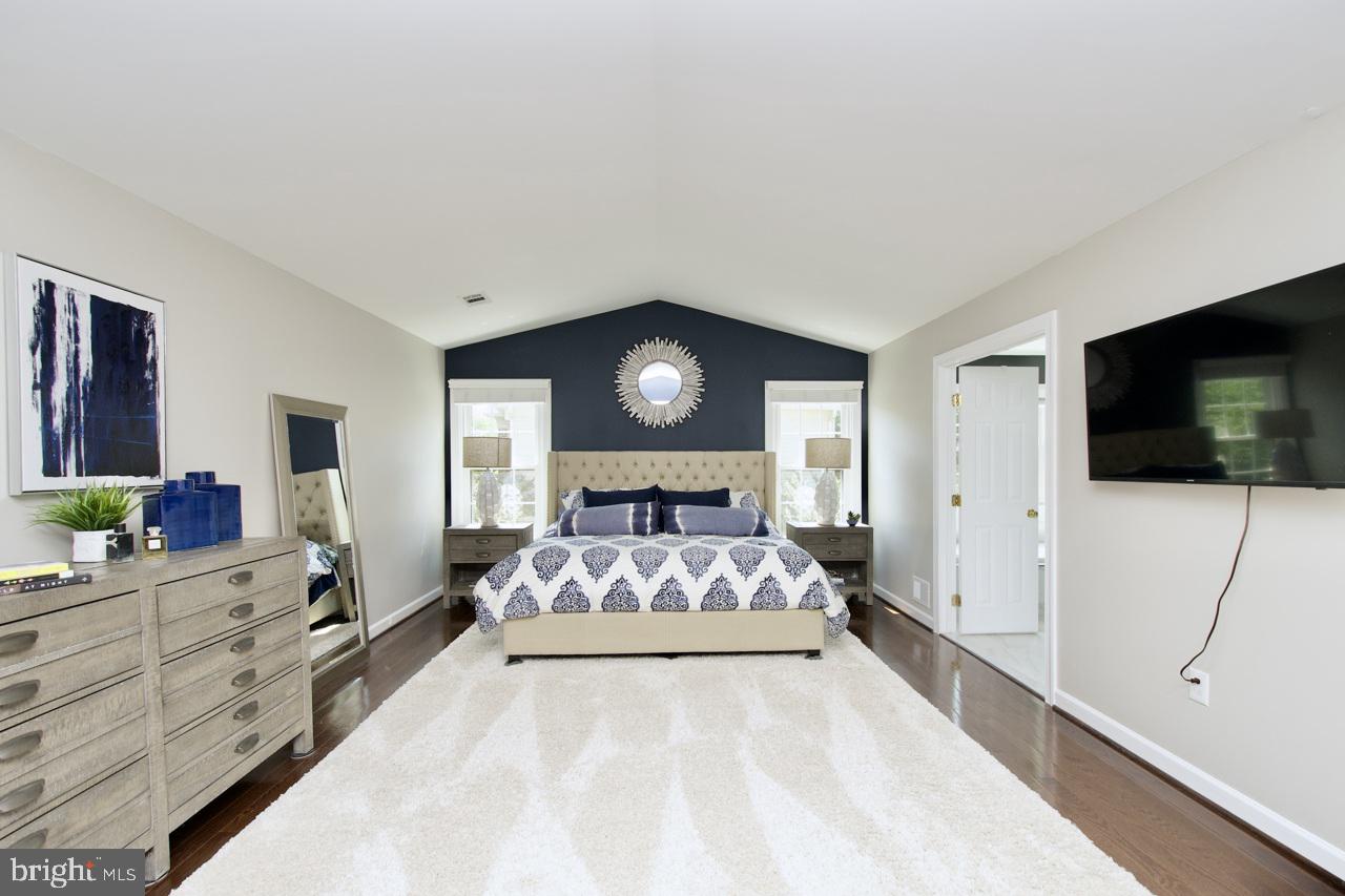 5495 ASHLEIGH RD, FAIRFAX, Virginia 22030, 4 Bedrooms Bedrooms, ,4 BathroomsBathrooms,Residential,For sale,5495 ASHLEIGH RD,VAFX2252598 MLS # VAFX2252598