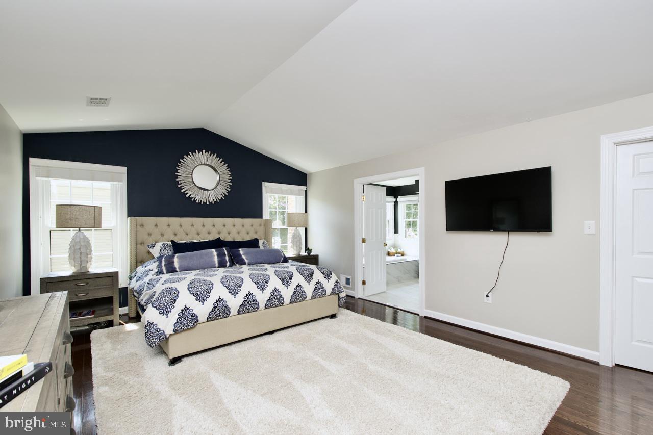 5495 ASHLEIGH RD, FAIRFAX, Virginia 22030, 4 Bedrooms Bedrooms, ,4 BathroomsBathrooms,Residential,For sale,5495 ASHLEIGH RD,VAFX2252598 MLS # VAFX2252598