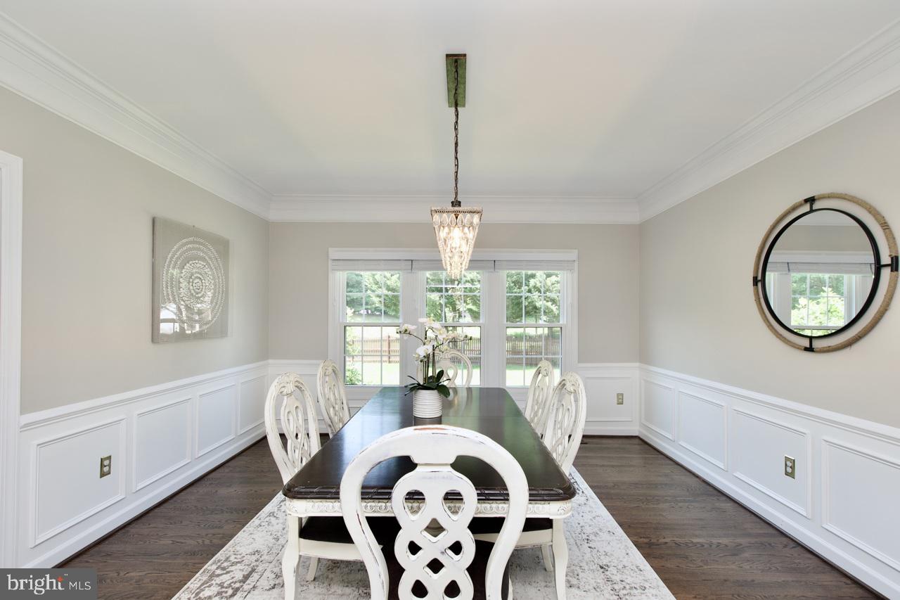 5495 ASHLEIGH RD, FAIRFAX, Virginia 22030, 4 Bedrooms Bedrooms, ,4 BathroomsBathrooms,Residential,For sale,5495 ASHLEIGH RD,VAFX2252598 MLS # VAFX2252598