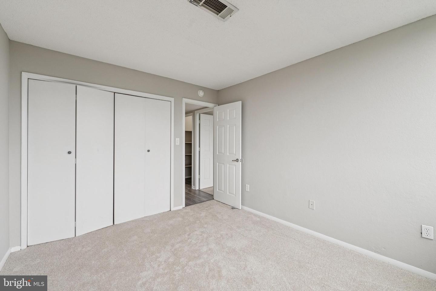16 S VAN DORN ST #503, ALEXANDRIA, Virginia 22304, 2 Bedrooms Bedrooms, 4 Rooms Rooms,1 BathroomBathrooms,Residential,For sale,16 S VAN DORN ST #503,VAAX2047070 MLS # VAAX2047070