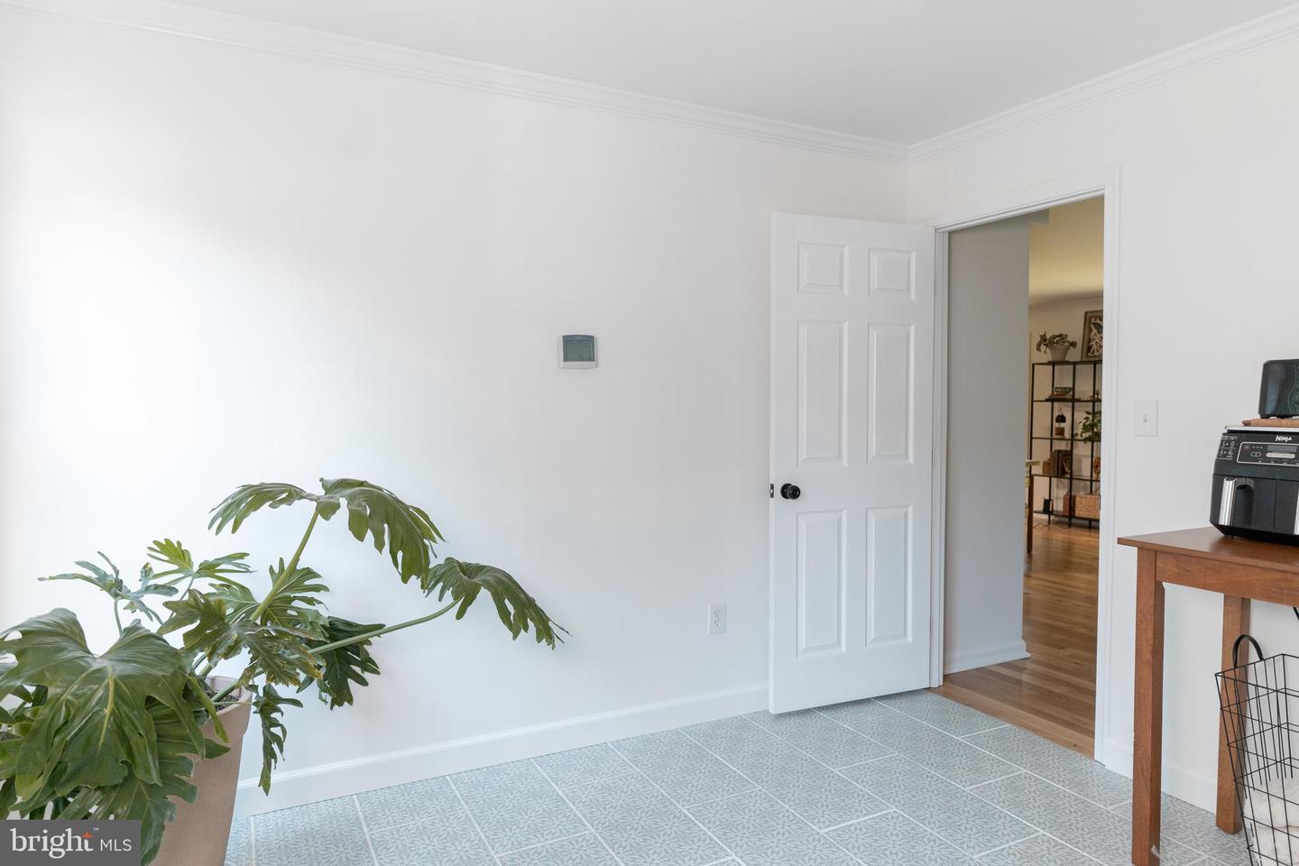 73 VILLAGE GROVE RD, FREDERICKSBURG, Virginia 22406, 6 Bedrooms Bedrooms, ,3 BathroomsBathrooms,Residential,For sale,73 VILLAGE GROVE RD,VAST2040270 MLS # VAST2040270