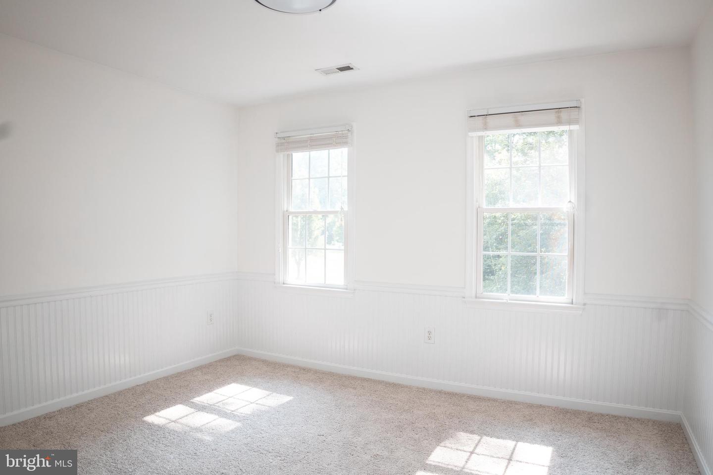 73 VILLAGE GROVE RD, FREDERICKSBURG, Virginia 22406, 6 Bedrooms Bedrooms, ,3 BathroomsBathrooms,Residential,For sale,73 VILLAGE GROVE RD,VAST2040270 MLS # VAST2040270