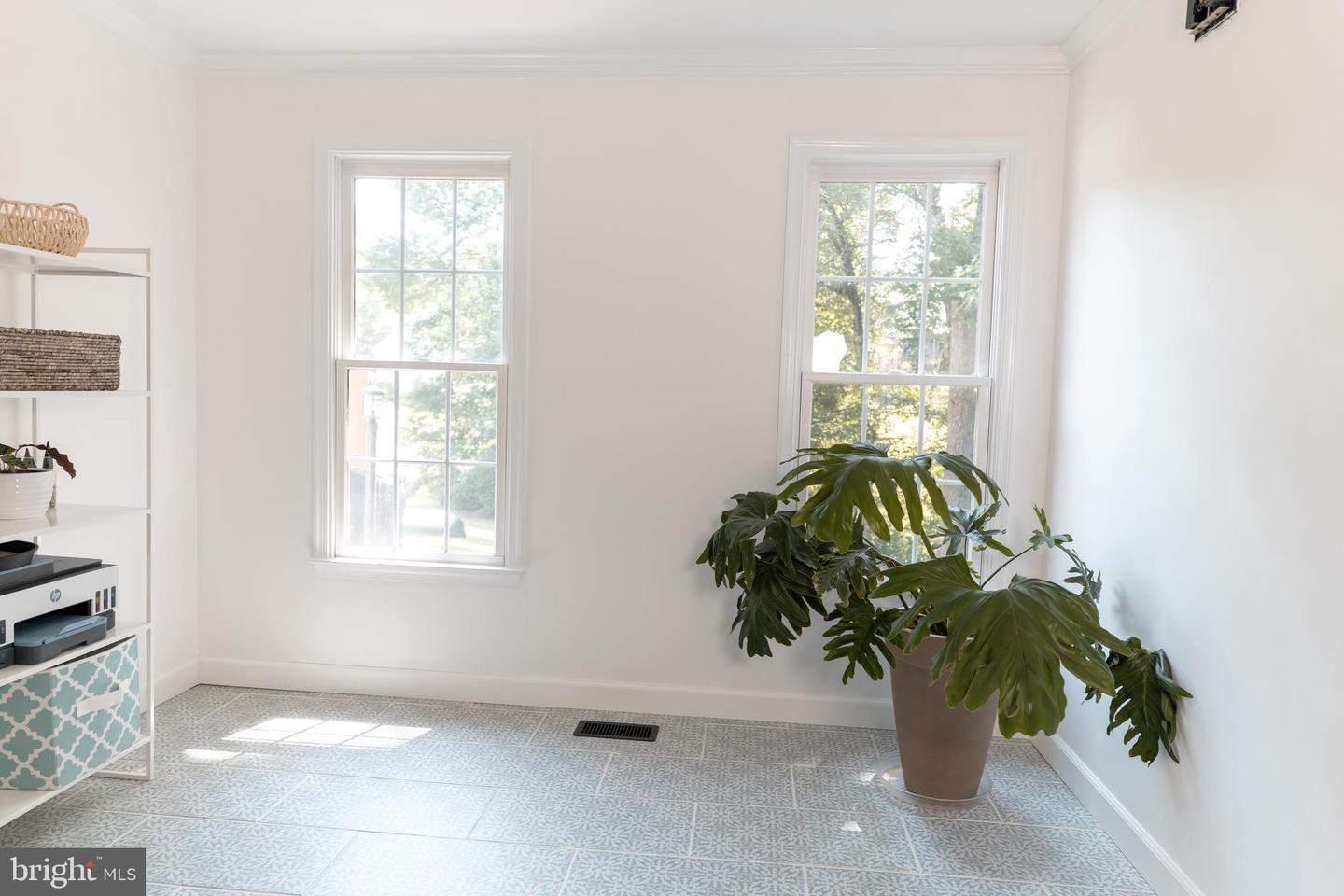 73 VILLAGE GROVE RD, FREDERICKSBURG, Virginia 22406, 6 Bedrooms Bedrooms, ,3 BathroomsBathrooms,Residential,For sale,73 VILLAGE GROVE RD,VAST2040270 MLS # VAST2040270