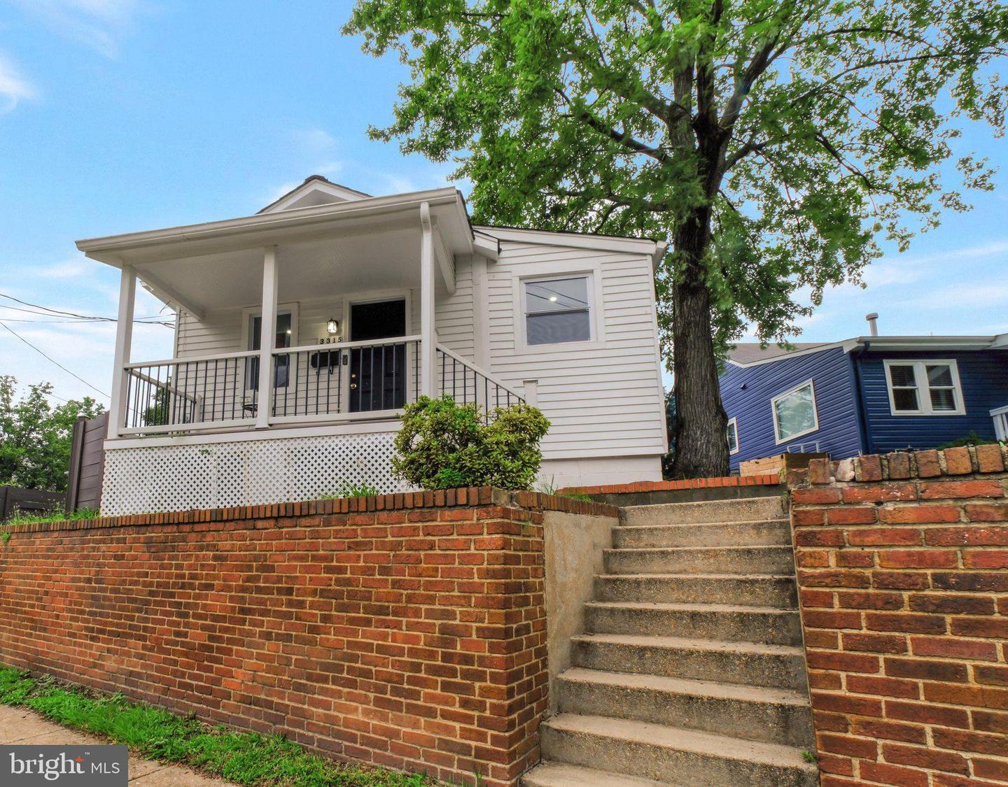 3315 KING ST, ALEXANDRIA, Virginia 22302, 1 Bedroom Bedrooms, 4 Rooms Rooms,1 BathroomBathrooms,Residential,For sale,3315 KING ST,VAAX2046946 MLS # VAAX2046946