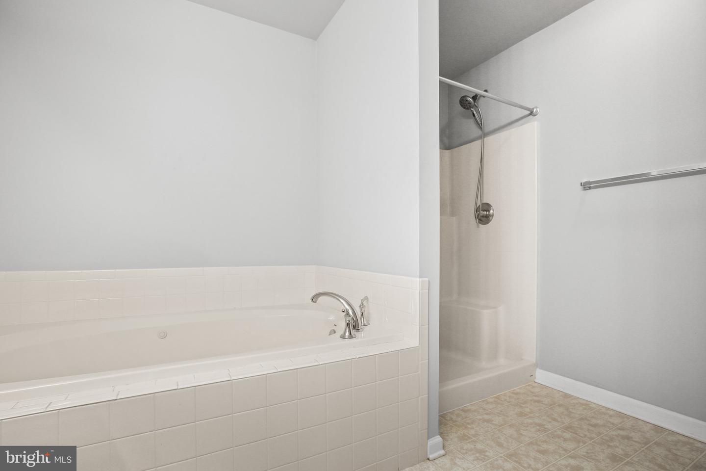 125 DORSEY LN, BOWLING GREEN, Virginia 22427, 3 Bedrooms Bedrooms, 7 Rooms Rooms,2 BathroomsBathrooms,Residential,For sale,125 DORSEY LN,VACV2008392 MLS # VACV2008392