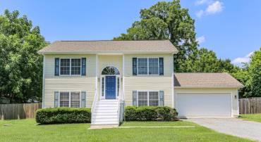 125 DORSEY LN, BOWLING GREEN, Virginia 22427, 3 Bedrooms Bedrooms, 7 Rooms Rooms,2 BathroomsBathrooms,Residential,For sale,125 DORSEY LN,VACV2008392 MLS # VACV2008392