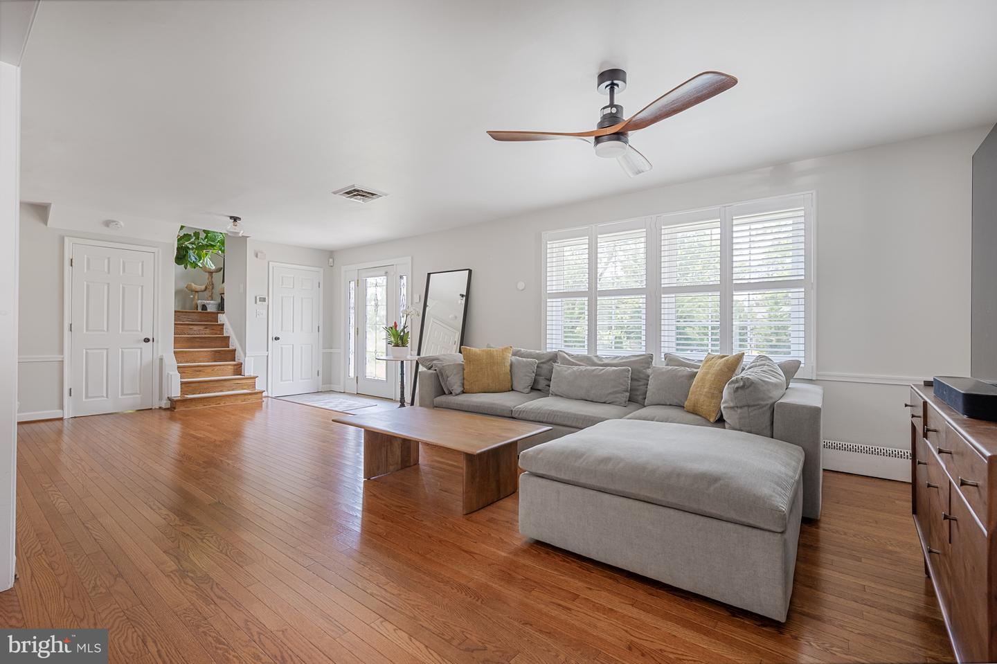 8509 MOUNT VERNON HWY, ALEXANDRIA, Virginia 22309, 4 Bedrooms Bedrooms, ,2 BathroomsBathrooms,Residential,For sale,8509 MOUNT VERNON HWY,VAFX2251604 MLS # VAFX2251604
