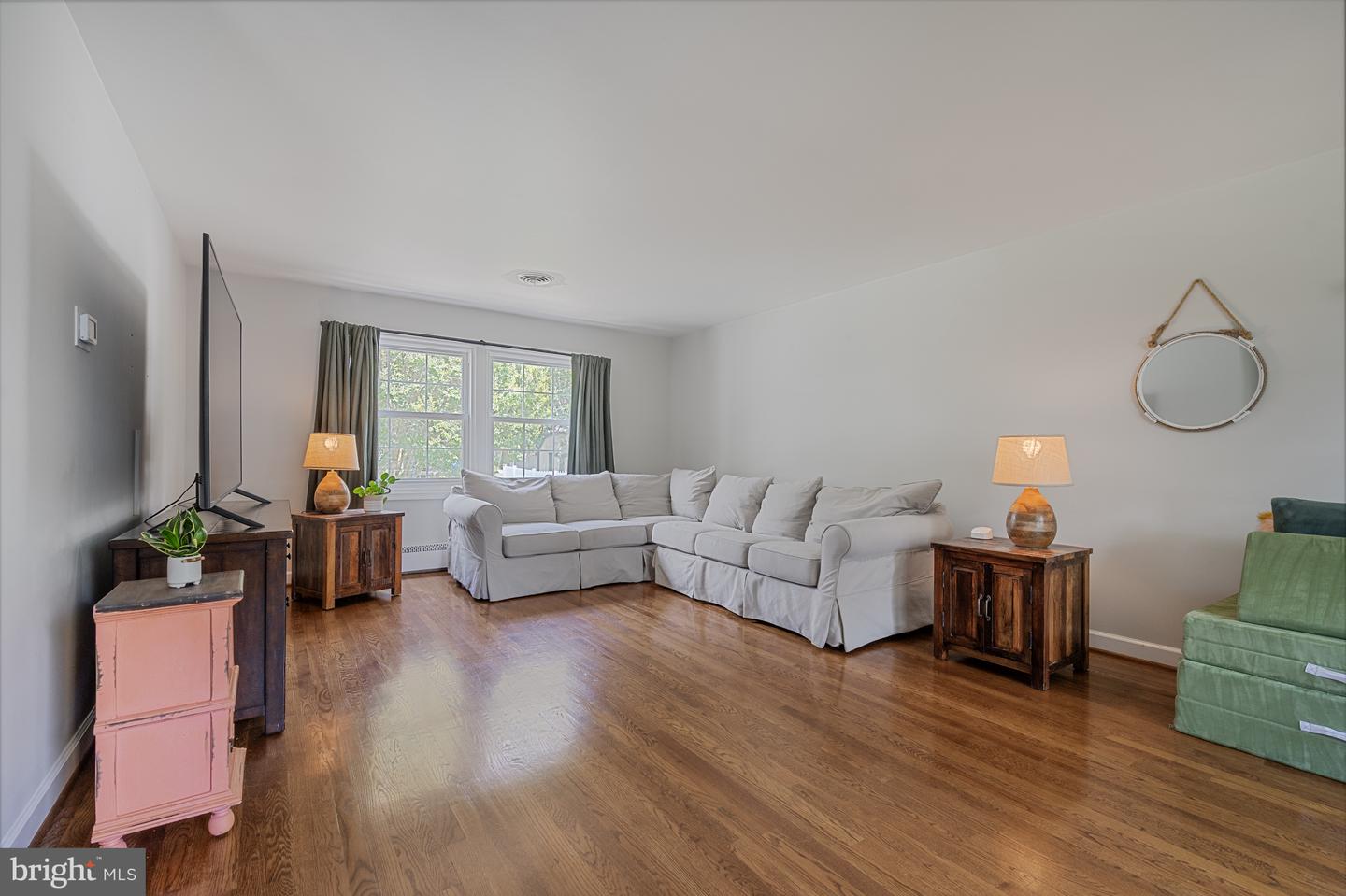 8509 MOUNT VERNON HWY, ALEXANDRIA, Virginia 22309, 4 Bedrooms Bedrooms, ,2 BathroomsBathrooms,Residential,For sale,8509 MOUNT VERNON HWY,VAFX2251604 MLS # VAFX2251604