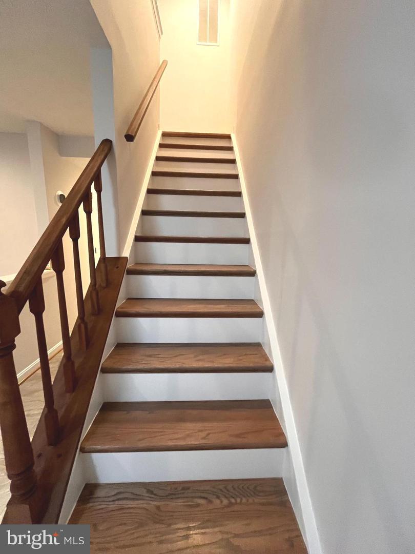 1567 BENNINGTON WOODS CT, RESTON, Virginia 20194, 3 Bedrooms Bedrooms, ,1 BathroomBathrooms,Residential,For sale,1567 BENNINGTON WOODS CT,VAFX2251886 MLS # VAFX2251886