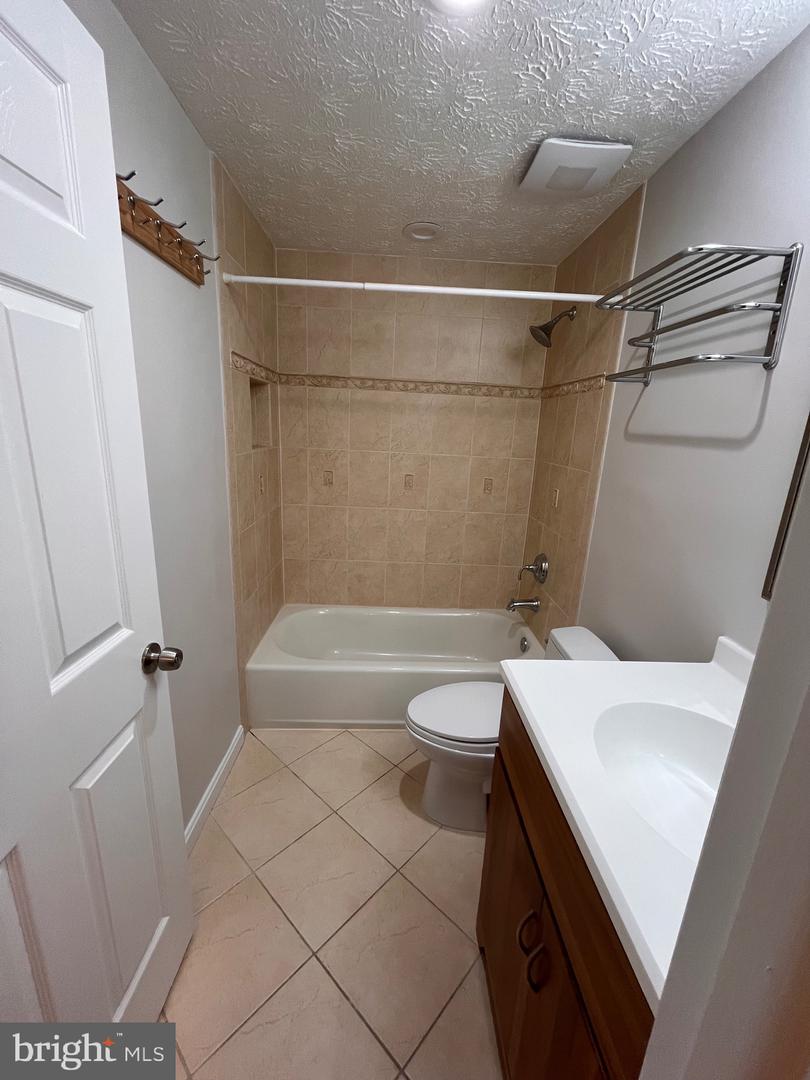 1567 BENNINGTON WOODS CT, RESTON, Virginia 20194, 3 Bedrooms Bedrooms, ,1 BathroomBathrooms,Residential,For sale,1567 BENNINGTON WOODS CT,VAFX2251886 MLS # VAFX2251886