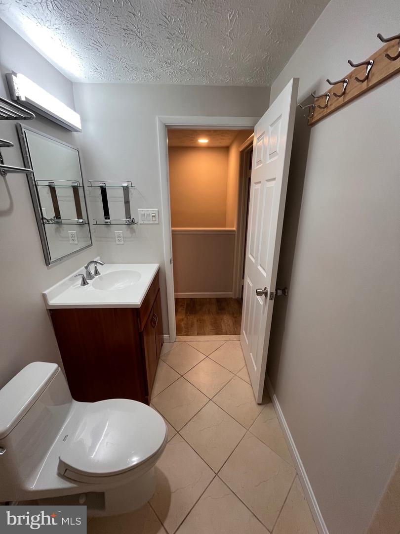 1567 BENNINGTON WOODS CT, RESTON, Virginia 20194, 3 Bedrooms Bedrooms, ,1 BathroomBathrooms,Residential,For sale,1567 BENNINGTON WOODS CT,VAFX2251886 MLS # VAFX2251886