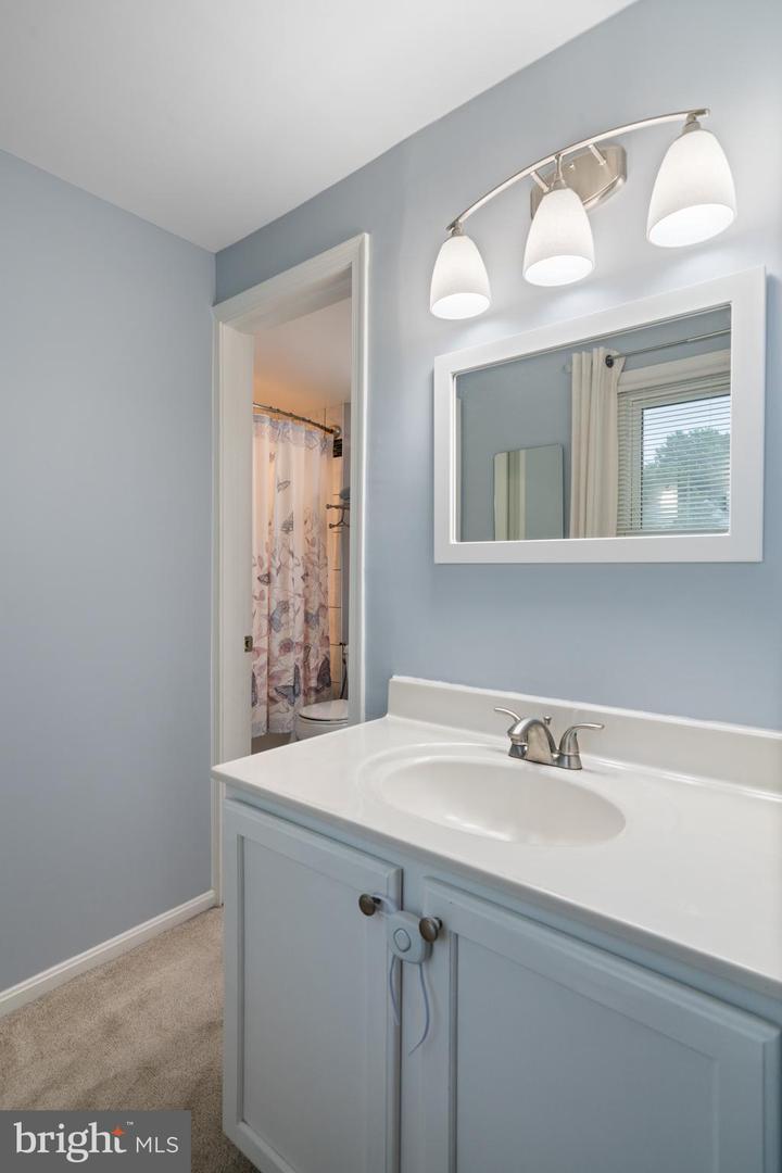 12704 FANTASIA DR, HERNDON, Virginia 20170, 4 Bedrooms Bedrooms, ,2 BathroomsBathrooms,Residential,For sale,12704 FANTASIA DR,VAFX2252094 MLS # VAFX2252094