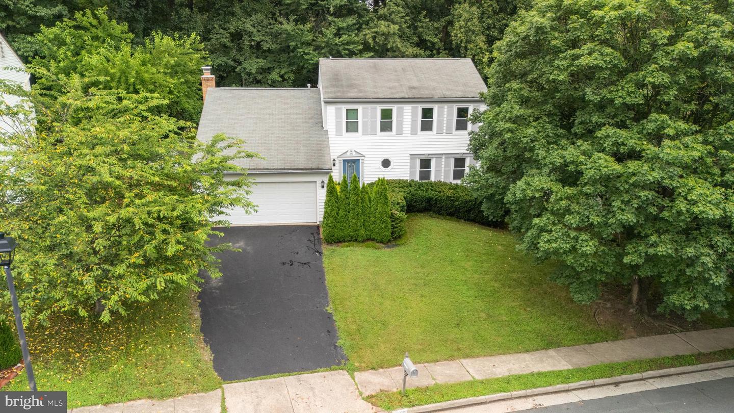 12704 FANTASIA DR, HERNDON, Virginia 20170, 4 Bedrooms Bedrooms, ,2 BathroomsBathrooms,Residential,For sale,12704 FANTASIA DR,VAFX2252094 MLS # VAFX2252094