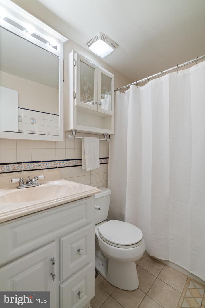 12704 FANTASIA DR, HERNDON, Virginia 20170, 4 Bedrooms Bedrooms, ,2 BathroomsBathrooms,Residential,For sale,12704 FANTASIA DR,VAFX2252094 MLS # VAFX2252094