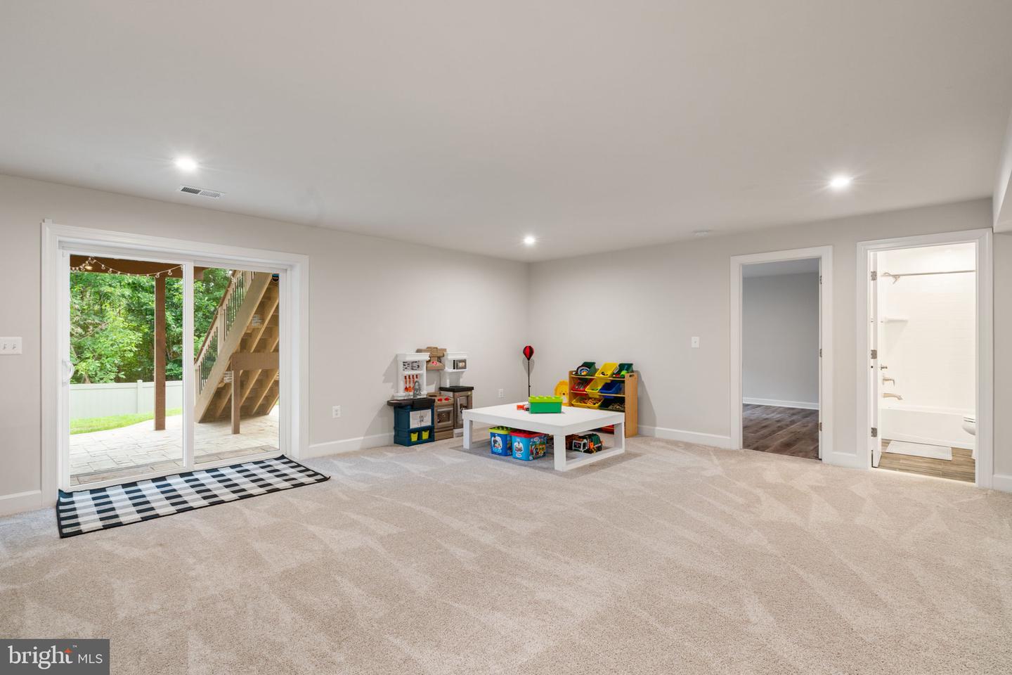 303 PETUNIA WAY, STAFFORD, Virginia 22554, 5 Bedrooms Bedrooms, ,4 BathroomsBathrooms,Residential,For sale,303 PETUNIA WAY,VAST2040308 MLS # VAST2040308