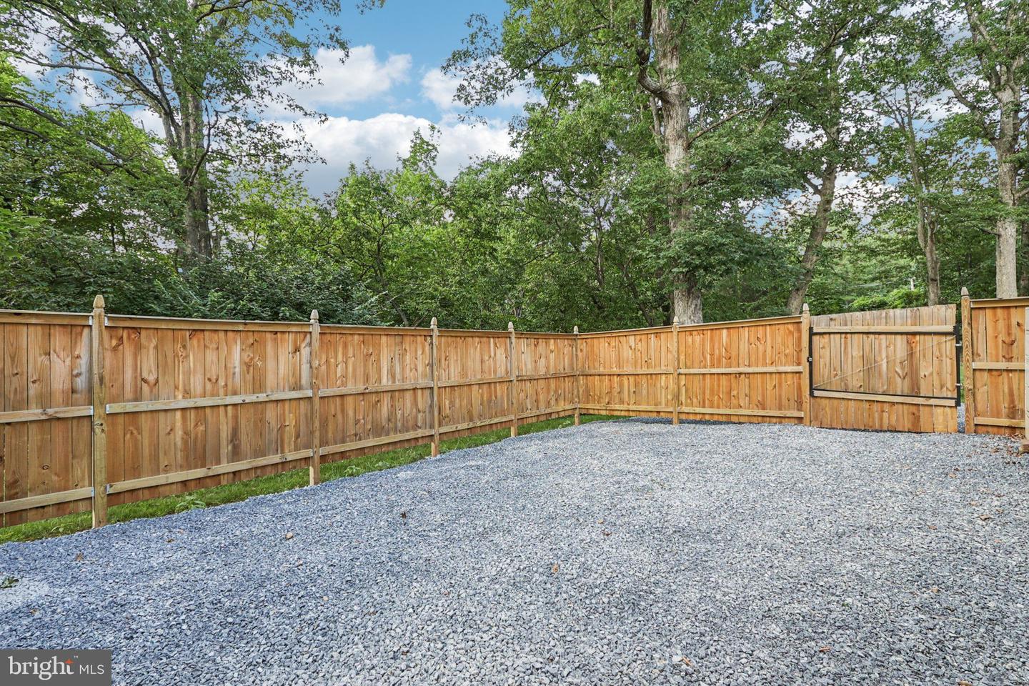 8933 ROLLING RD, MANASSAS, Virginia 20110, 3 Bedrooms Bedrooms, ,2 BathroomsBathrooms,Residential,For sale,8933 ROLLING RD,VAMN2008594 MLS # VAMN2008594