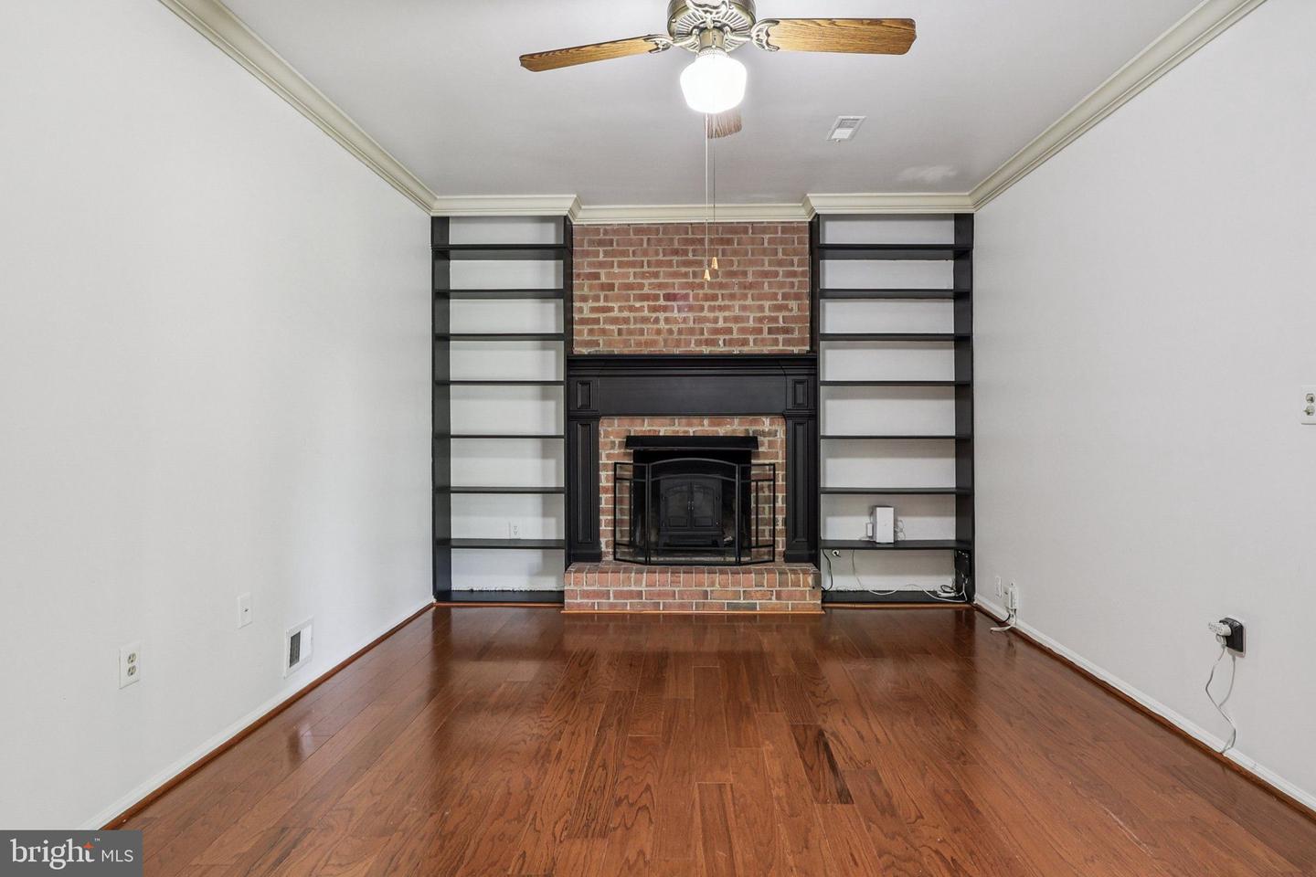8933 ROLLING RD, MANASSAS, Virginia 20110, 3 Bedrooms Bedrooms, ,2 BathroomsBathrooms,Residential,For sale,8933 ROLLING RD,VAMN2008594 MLS # VAMN2008594