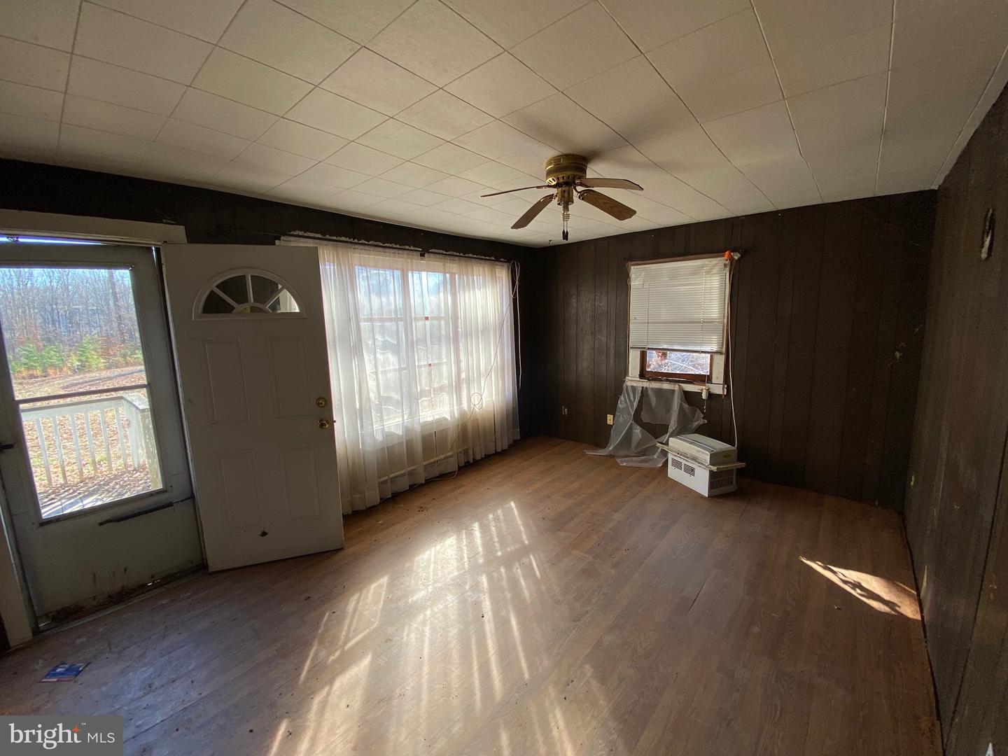 12211 PURCELL RD, MANASSAS, Virginia 20112, 2 Bedrooms Bedrooms, ,1 BathroomBathrooms,Residential,For sale,12211 PURCELL RD,VAPW2098140 MLS # VAPW2098140